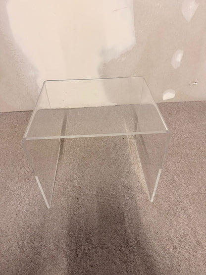 Grosser Beistelltisch aus Acrylglas Plexiglas, transparent