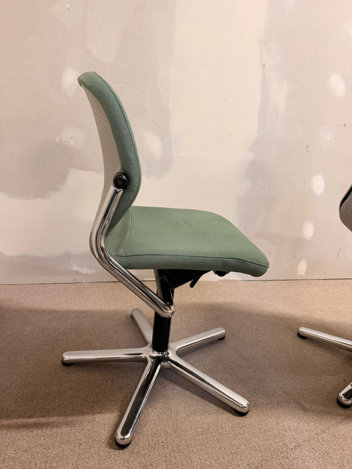 Ikonische Wilkhahn Drehstühle 211/21 Space Age Stühle