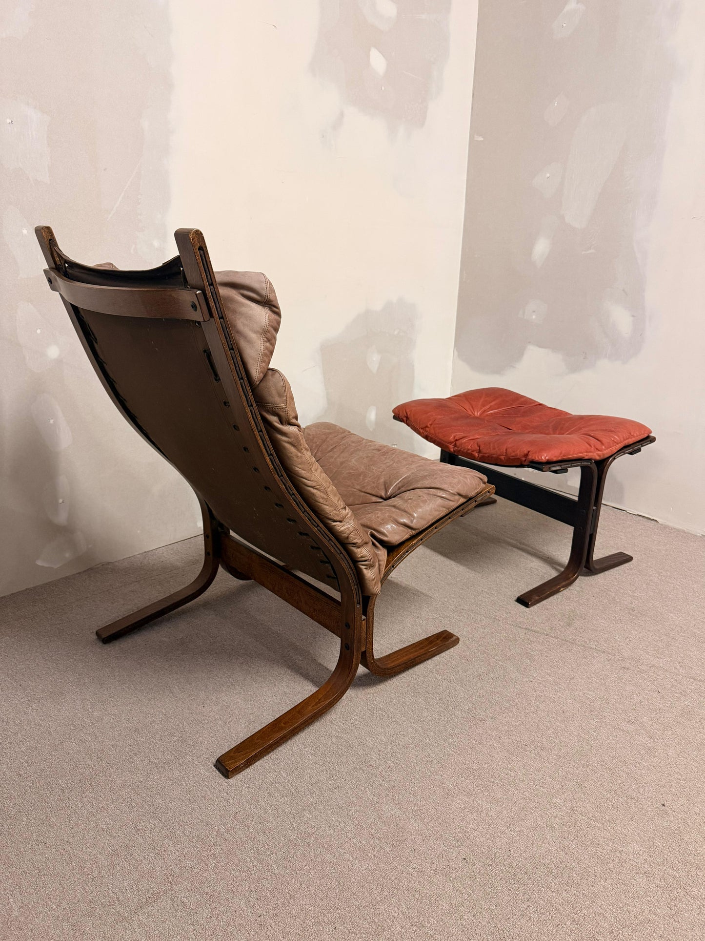 Siesta Sessel und Ottoman von Ingmar Relling für Westnofa
