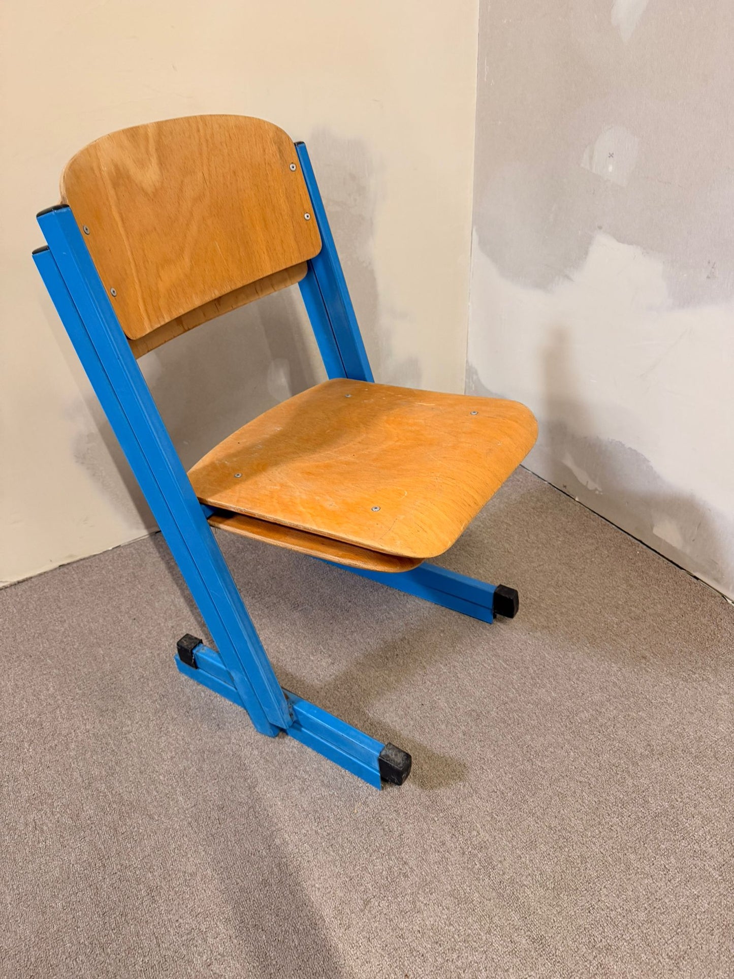 Vintage Schulstuhl in blau, Stapelstühle für Kinder