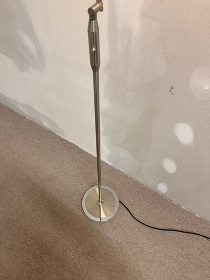 Filigrane Stehlampe Leseleuchte mit Schwenkarm, Edelstahl