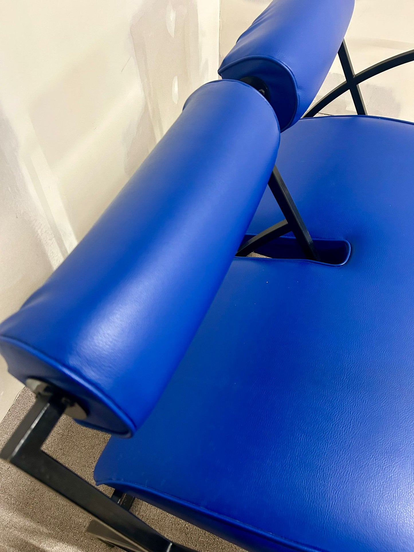 Blaue Designer Couch, Sofa, Bank 2-plätzig, Metallgestell