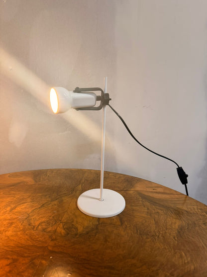 Vintage Schreibtischlampe aus weissem Metall, retro Design