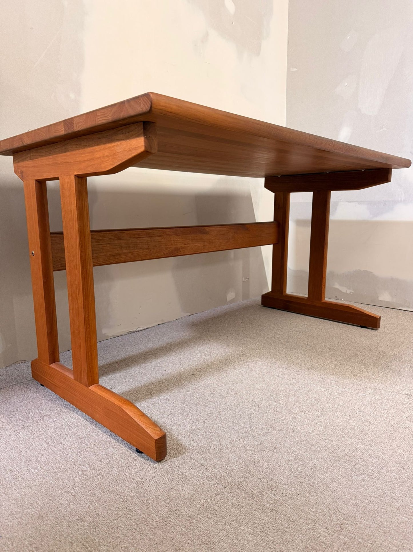 Mid Century vintage Teak Schreibtisch skandinavisches Design
