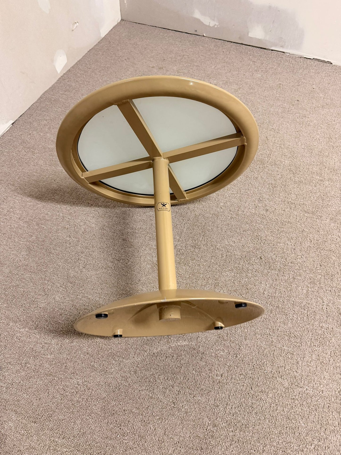 Beistelltisch, Coffee Table von Kettal Barcelona aus Metall