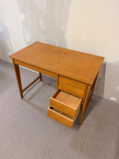 Vintage Schreibtisch aus Holz im Mid-Century Stil