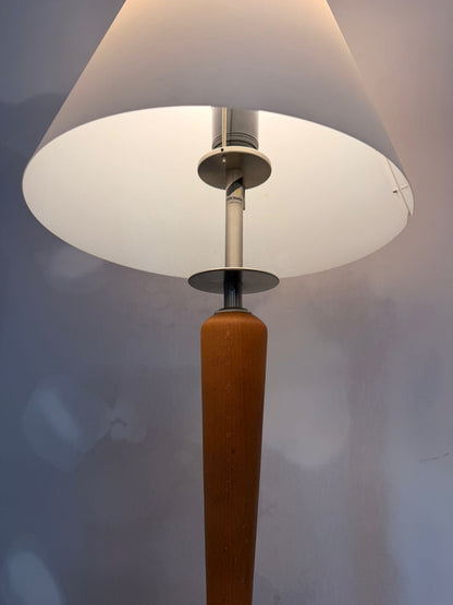 Vintage Tischlampe im Art Deco Stil mit weissem Lampenschirm