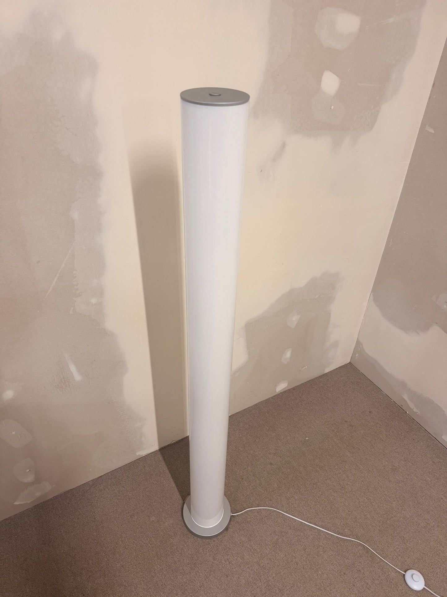 Moderne Röhren Stehlampe Säule Stehleuchte