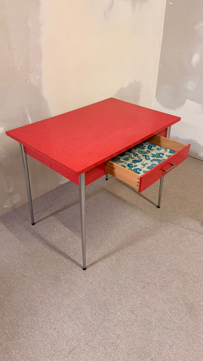 Retro Vintage Kelko Küchentisch aus den 60er Jahren in Rot