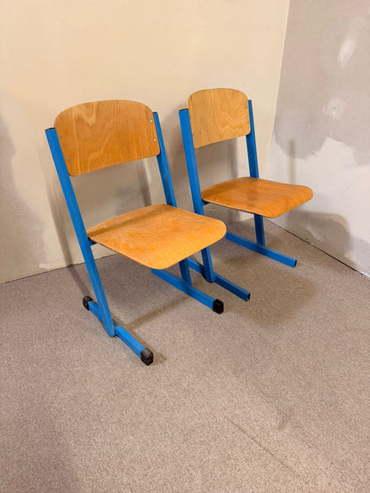 Vintage Schulstuhl in blau, Stapelstühle für Kinder