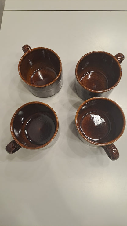 4er Set Vintage Steinzeug Tassen Studiokeramik 70er in braun