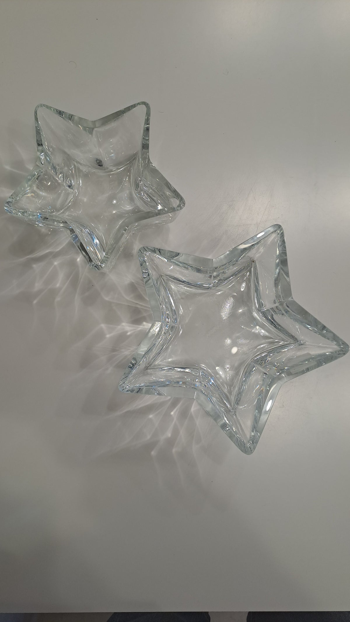2er Set weihnachtliche Sternschalen von Saphira Glas Design
