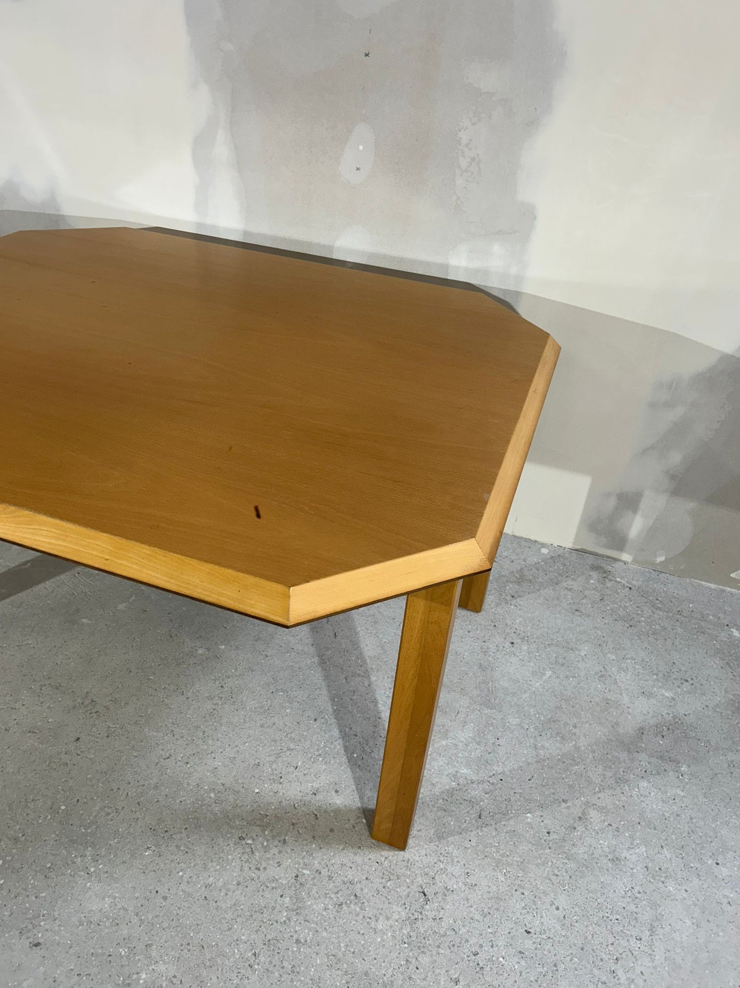 Robuster vintage Esstisch aus Holz Küchentisch stabil