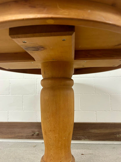 Rustikaler Beistelltisch/ Couchtisch, rund, massiv