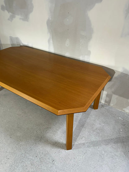 Robuster Vintage Esstisch aus Holz stabil 220 cm Tisch