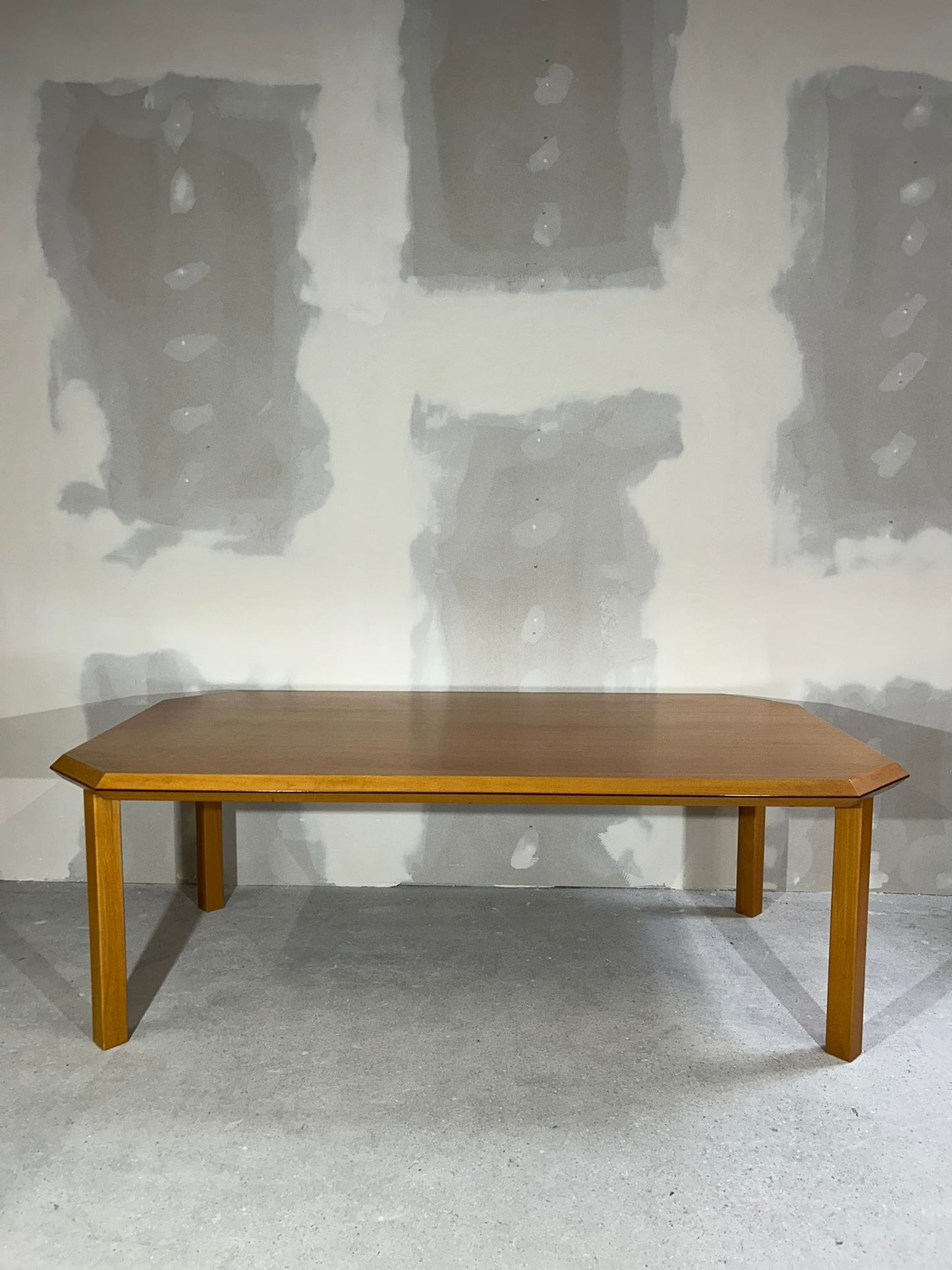 Robuster Vintage Esstisch aus Holz stabil 220 cm Tisch