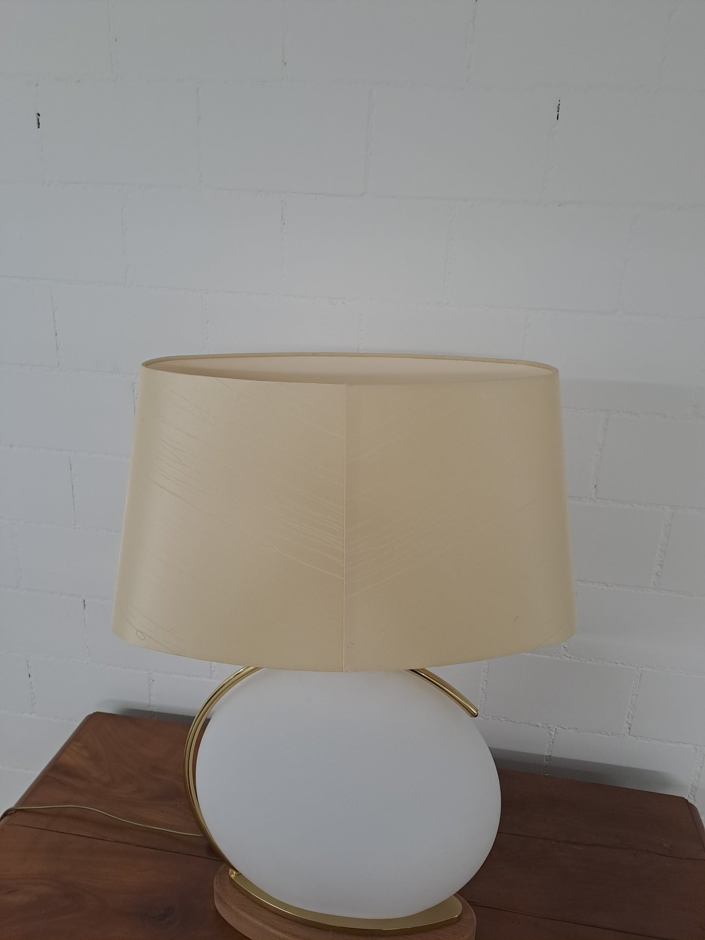 Vintage Lampe von Bankamp Leuchten Opalglas Holz Goldrahmen