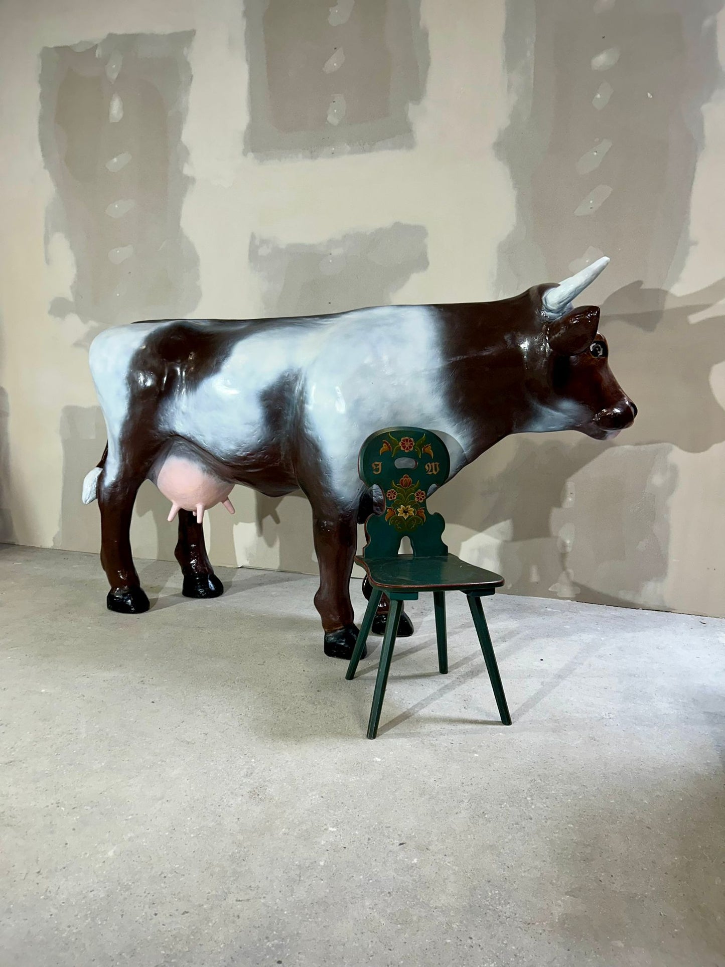 Deko Kuh Figur Lebensgross braun/weiss Garten Aussteller