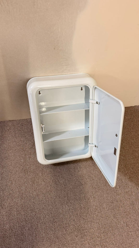 Vintage Erste-Hilfe-Schrank Medizinschrank aus Metall