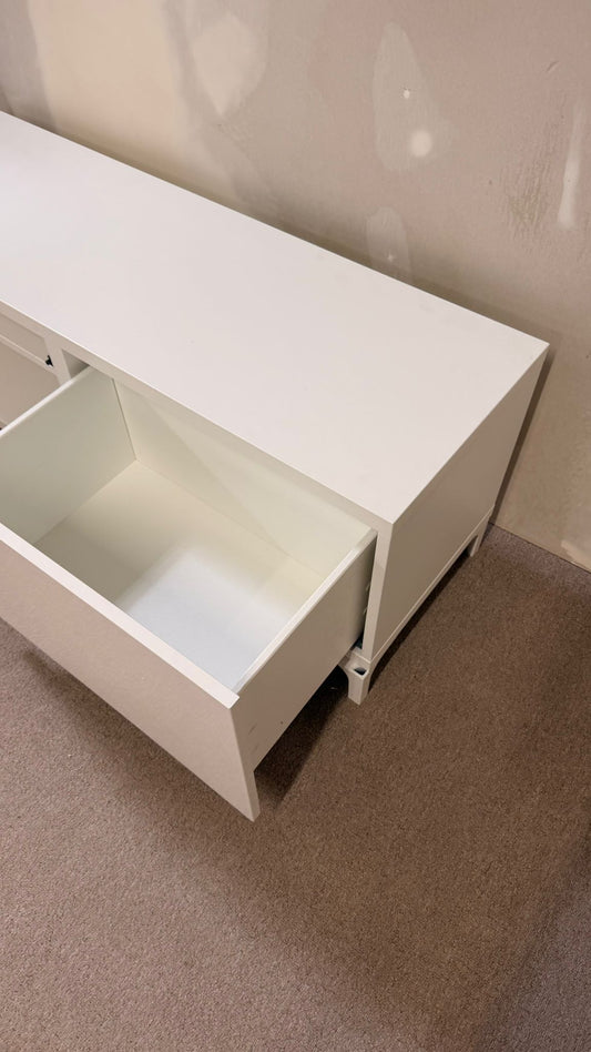 Ikea Besta Sideboard in weiss mit 1 Schublade und Ablagefach
