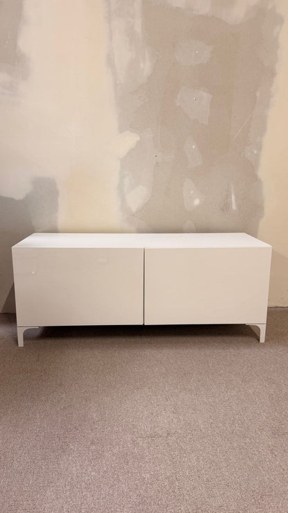 Ikea Besta Sideboard in weiss mit 1 Schublade und Ablagefach