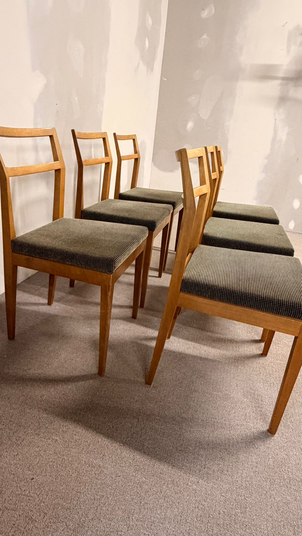 6er Set Mid Century dänische Esszimmerstühle Teakholz