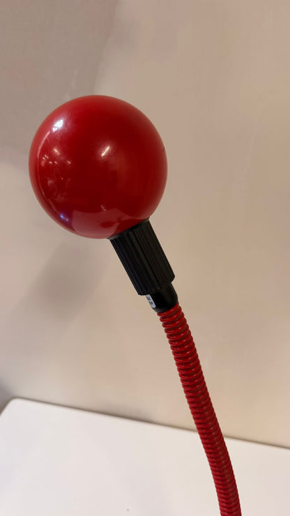 Rote italienische Space Age Tischlampe mit Schwanenhals 70`s