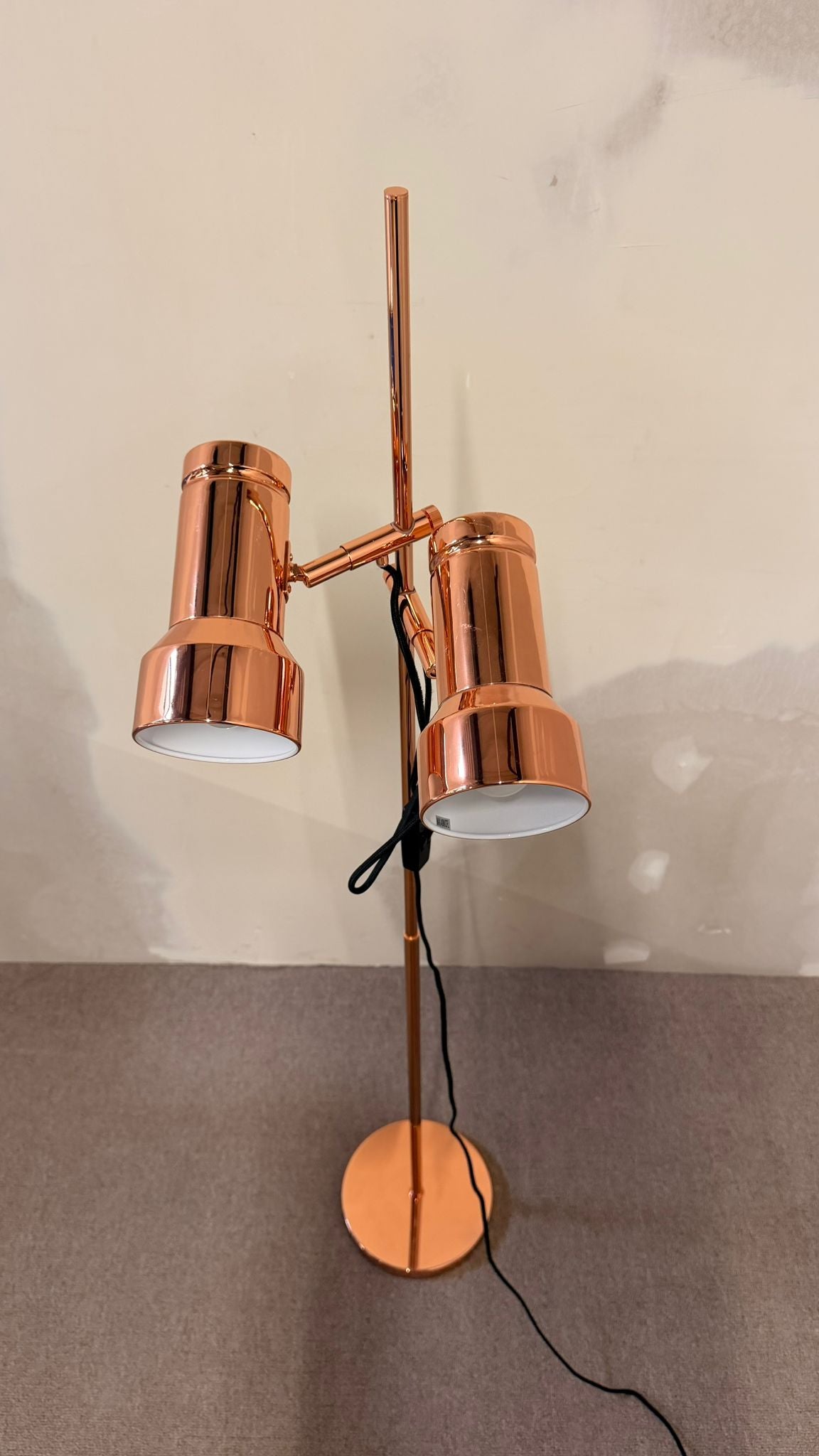Frandsen Design Stehlampe Roségold Metall Dänemark