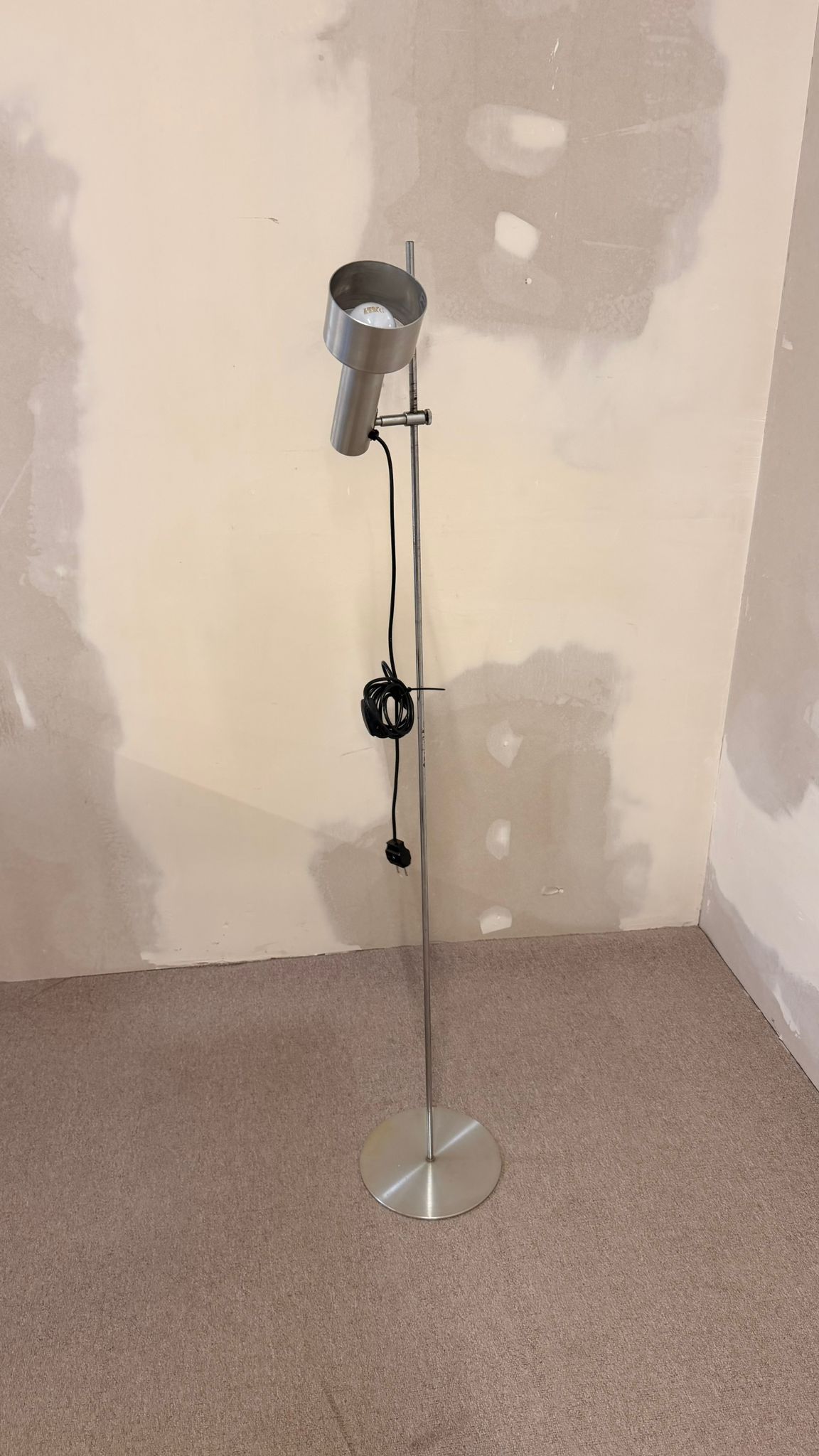 70er Vintage Aluminium Stehlampe, minimalistische Spotlampe