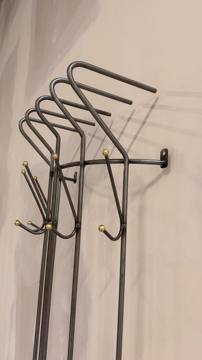 Garderobe mit Wandmontage aus Metall