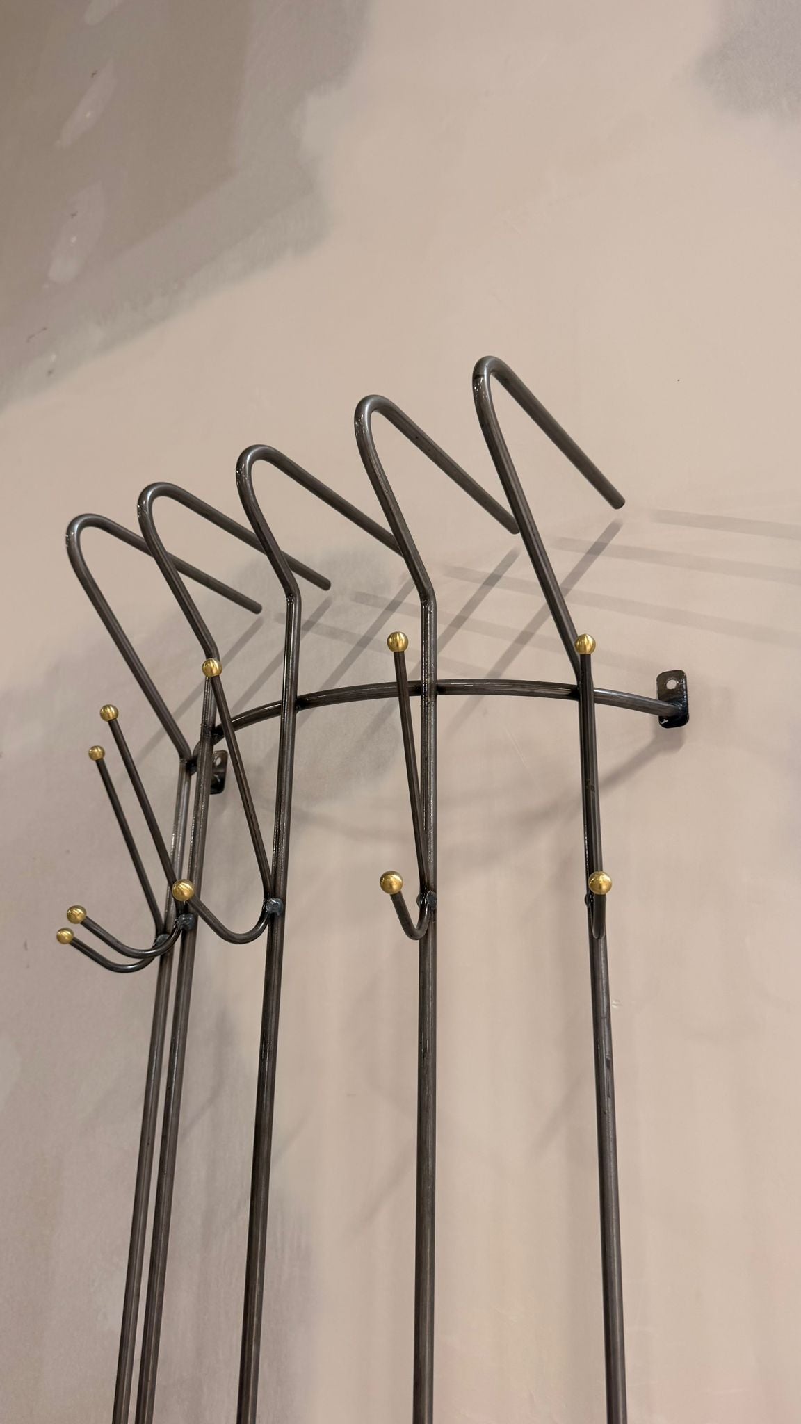 Garderobe mit Wandmontage aus Metall