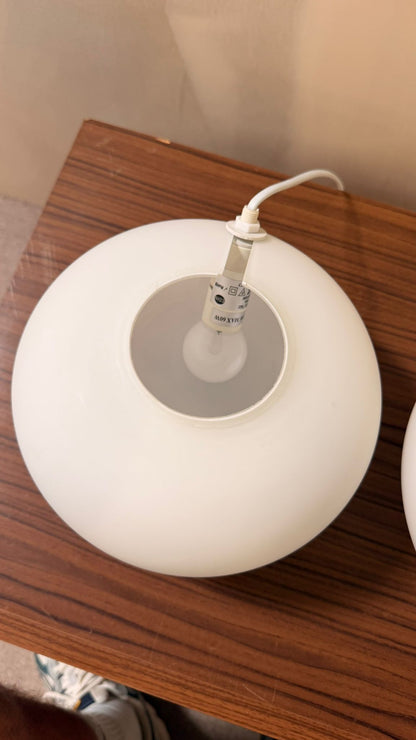 Space Age Tischlampe in Kieselsteinform Opalglas,2