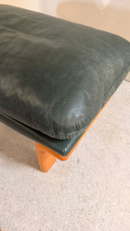 Dänischer skandinavischer Fusshocker Ottoman Teakholz Leder