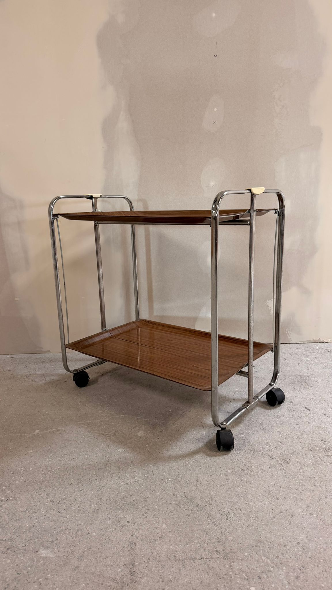 Mid Century klappbarer Servierwagen/ Barwargen aus den 60`s