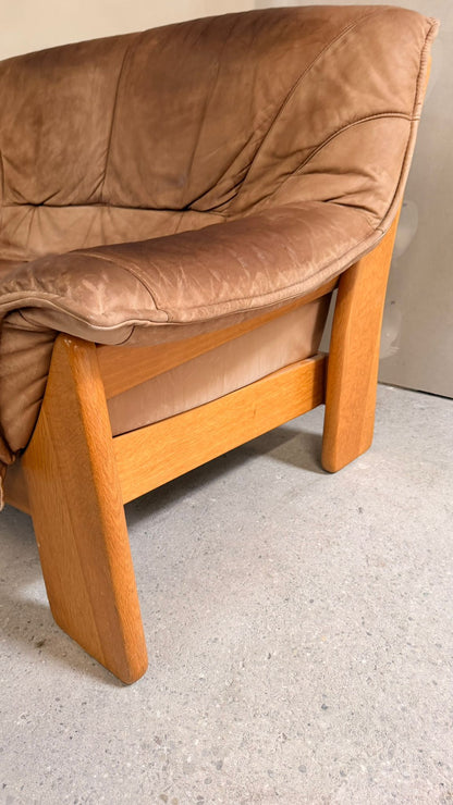 Brutalistisches 2er Sofa aus Leder und Teakholz aus den 70er
