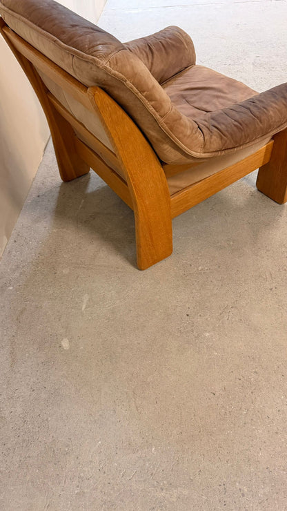 Brutalistisches 2er Sofa aus Leder und Teakholz aus den 70er