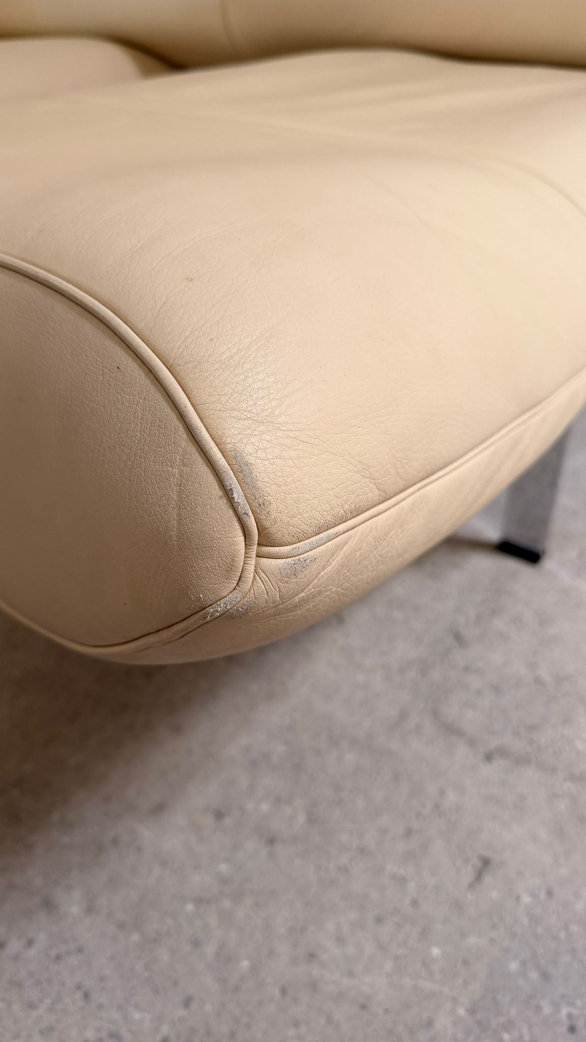 De Sede Sofa DS 140 entworfen von Reto Frigg 80`s aus Leder