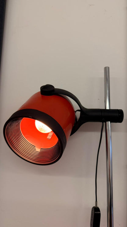 Vintage Space Age Tischlampe, Industrial Look in rot 70`s
