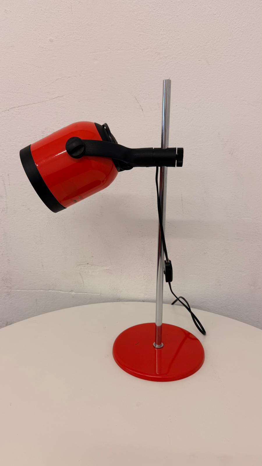 Vintage Space Age Tischlampe, Industrial Look in rot 70`s