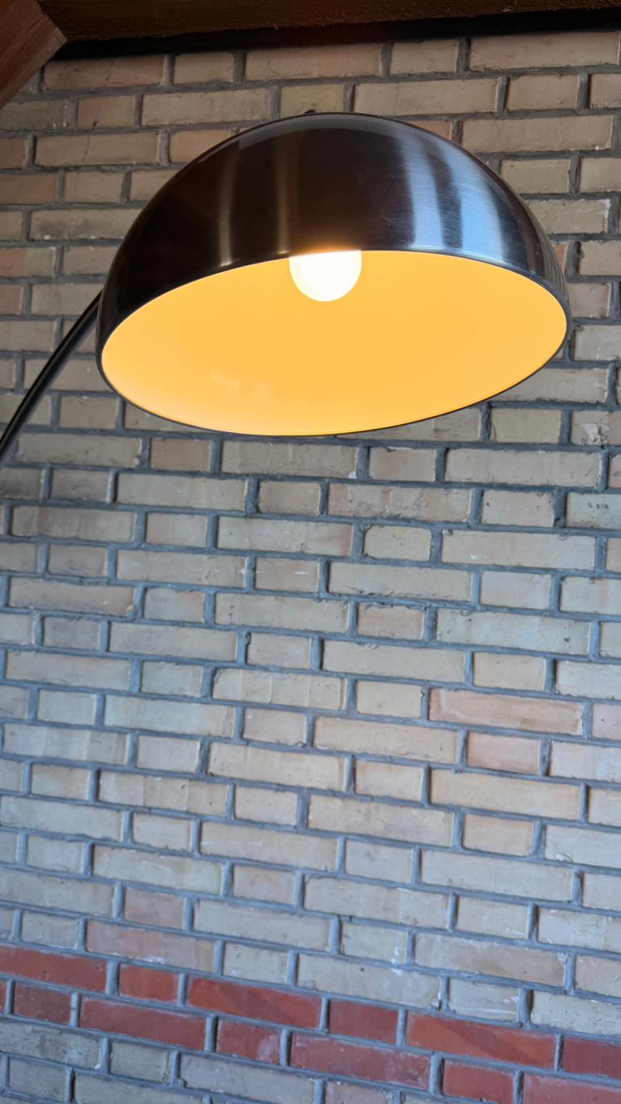 Bogenlampe mit Marmorfuss und gebürstetem Metall