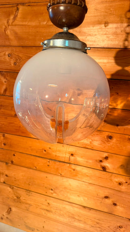 Italienische Mid-Century Hängelampe Opalglas Holz Kugellampe