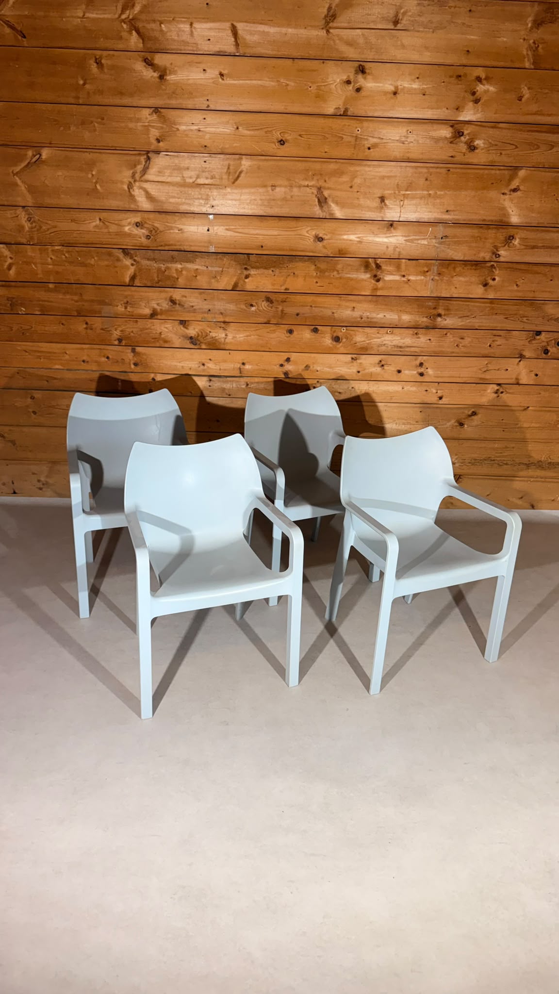 4er Set Design Armlehnstühle stapelbar Outdoor CLP Diva grau