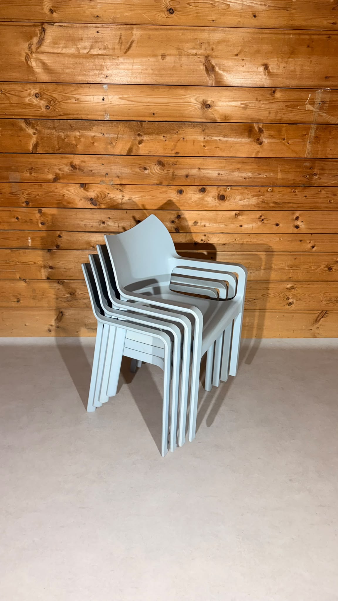 4er Set Design Armlehnstühle stapelbar Outdoor CLP Diva grau