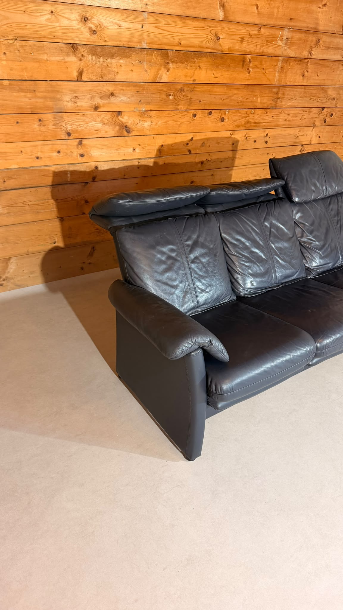Longlife Valdalpone Leder 3-Sitzer Sofa in Dunkelblau