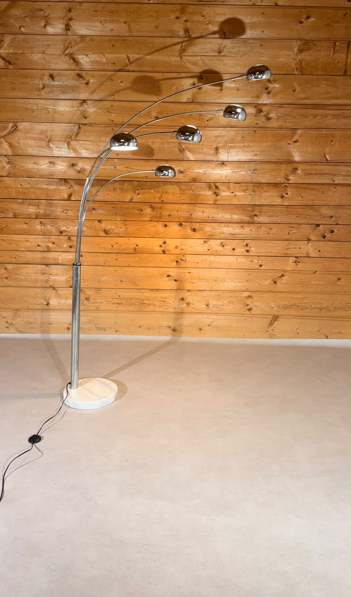 Design Bogenlampe 5-flammig Chrom mit Marmorfuss