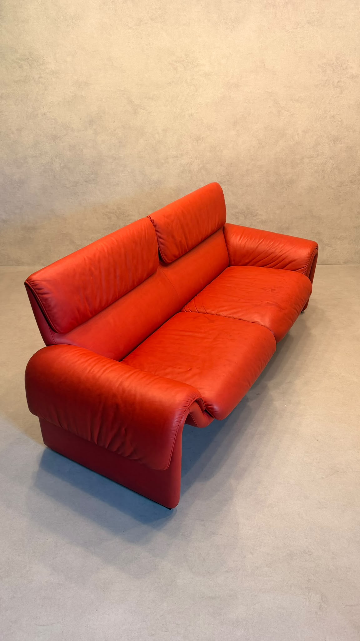 Rotes De Sede DS-2011 Ledersofa aus den 80`s