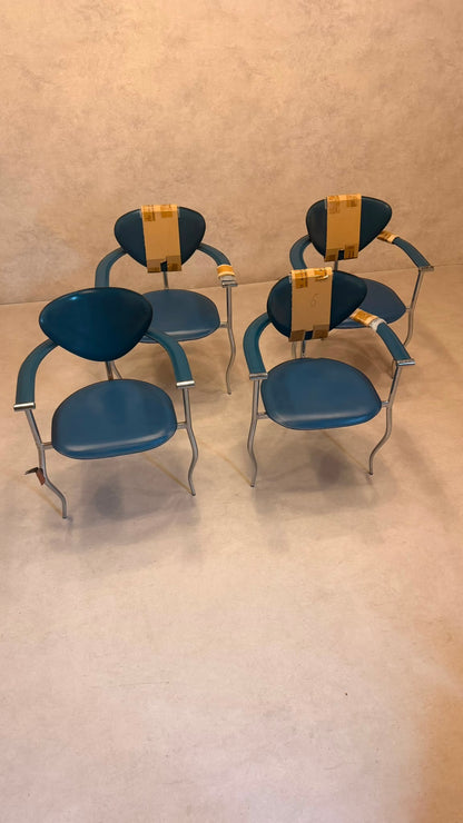 4er Set Vintage Arrben „Marilyn“ Leder Armlehnstühle (80er)