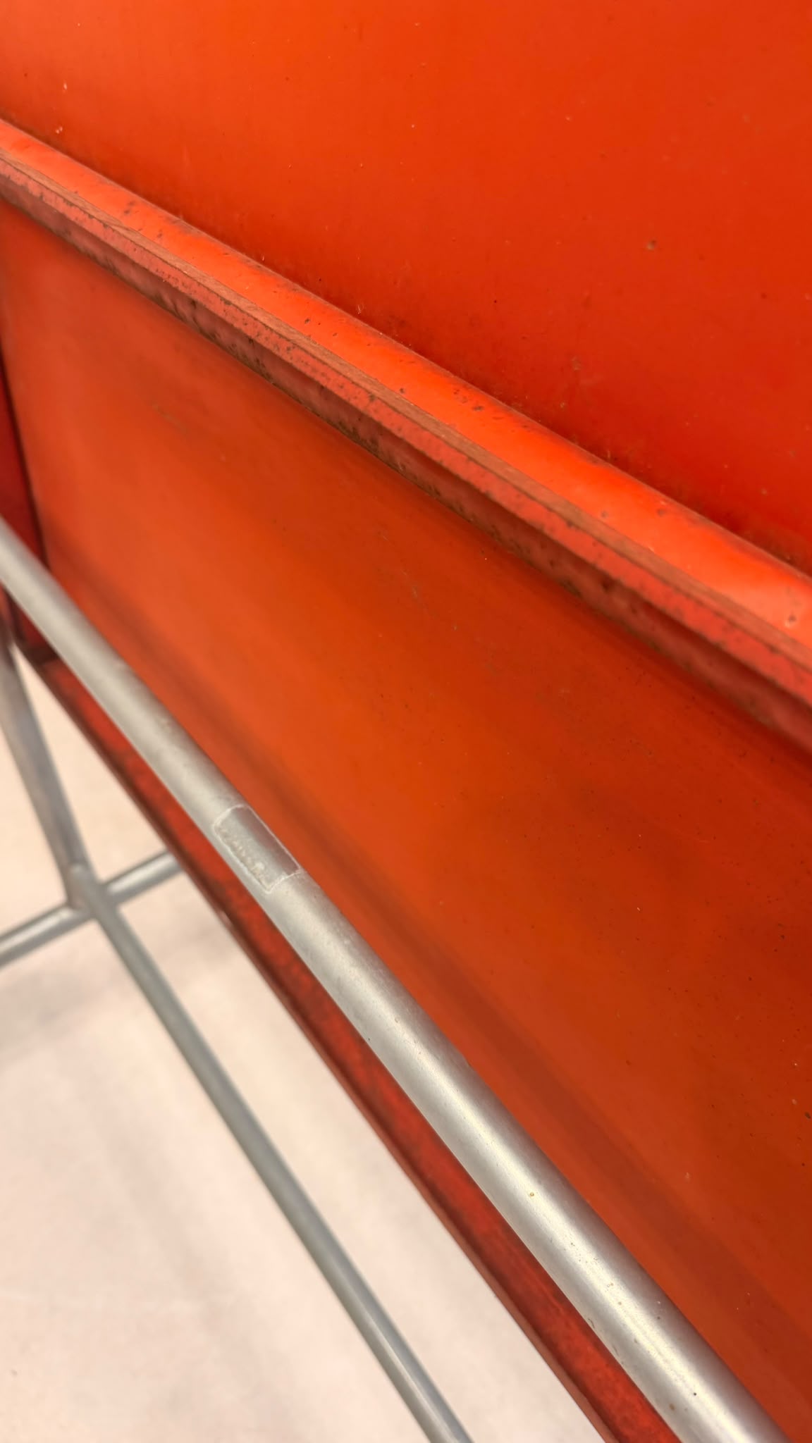 Schaffner Gartentisch klappbar aus Metall in blau lackiert