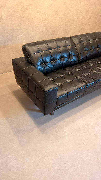 Premium Vintage Sofa aus Leder in schwarz im Kubus-Design