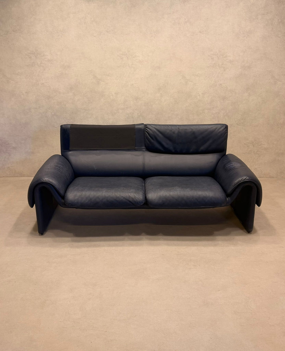 Blaues De Sede DS-2011 Sofa aus Leder 80er Jahre